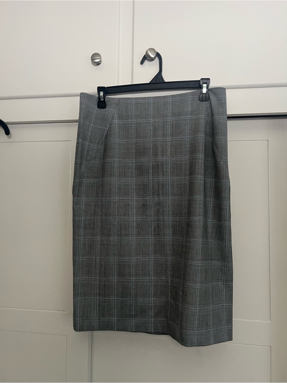 Women’s Express Design Studio Gray Plaid Pencil Skirt Size 8 NWT